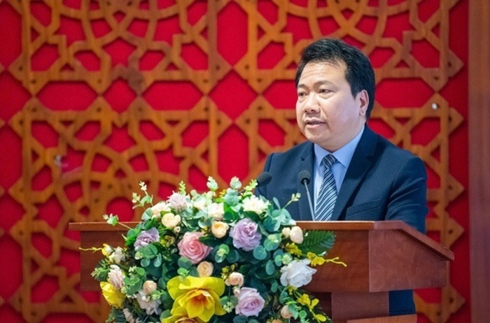 Ông Ngô Trung Thành - Phó Chủ nhiệm Uỷ ban Pháp luật, Chi hội trưởng Chi hội Luật gia Văn phòng Quốc hội phát biểu khai mạc Đại hội.