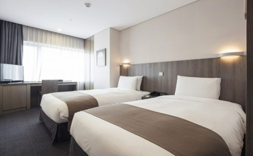 Đối với những cặp đôi chưa có mối quan hệ thực sự sâu sắc thì một phòng giường đôi sẽ phù hợp hơn.