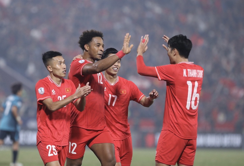 SHB thuê máy bay đưa cổ động viên sang Thái Lan tiếp lửa đội tuyển Việt Nam - 4