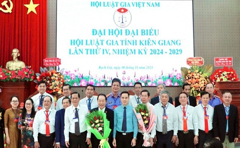 Hồi tháng 11/2024, Hội Luật gia tỉnh Kiên Giang tổ chức thành công đại hội đại biểu lần thứ IV (nhiệm kỳ 2024-2024). Với Ban chấp hành khóa mới, kỳ vọng Hội Luật gia tỉnh sẽ gặt hái nhiều kết quả tích cực hơn nữa trong thời gian tới.