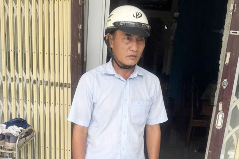 Quí bị công an bắt giữ vì cướp hơn 100 tờ vé số. Ảnh: Dân Trí