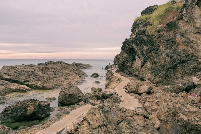 Với khung cảnh hoang sơ độc đáo Mũi Vi Rồng được ví như chốn long mạch giữa trần gian khiến bao người phải say mê. Ảnh minh họa