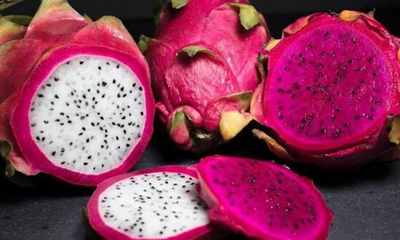 Thanh long là loại trái cây nhiệt đới được ưa chuộng bởi vị ngọt thanh mát và giàu dinh dưỡng.