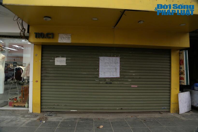 Theo ghi nhận trên trang Batdongsan.com , giá thuê mặt bằng tại phố Phạm Ngọc Thạch rơi vào khoảng 50 triệu đồng - 70 triệu đồng cho một mặt tiền 100m2.