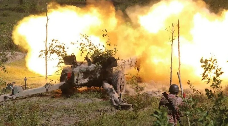 Nga tung đòn "liên hoàn cước" vào loạt mục tiêu quân sự Ukraine. Ảnh: Reuters