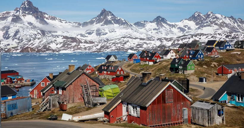 Thị trấn Tasiilaq của Greenland - hòn đảo lớn nhất thế giới. Ảnh: Reuters