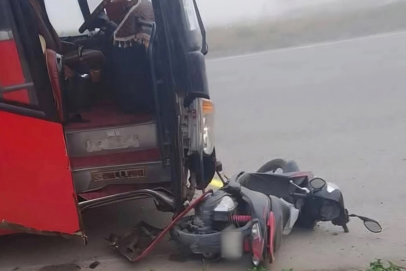 Hiện trường vụ tai nạn khiến 3 người thương vong ở Nghệ An. Ảnh: Lao Động