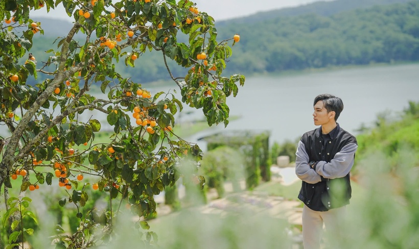 Du lịch khám phá, hòa mình với thiên nhiên