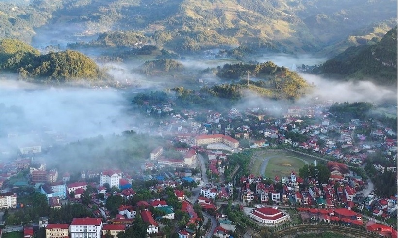 Tỉnh Lào Cai có lợi thế về vị trí địa lý và nhiều tiềm năng để phát triển du lịch.
