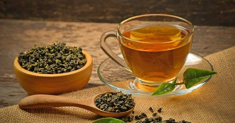 Trà xanh có chứa các hợp chất gọi là catechin, chất chống oxy hóa mạnh giúp chống viêm.