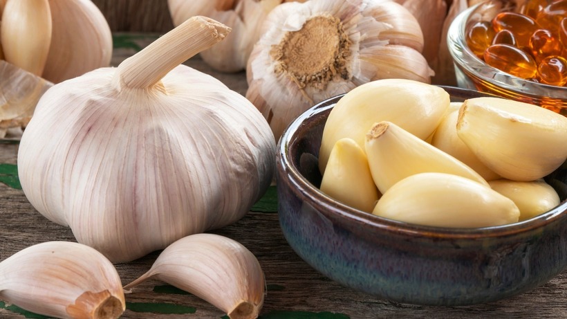 Tỏi có tác dụng hạ huyết áp.