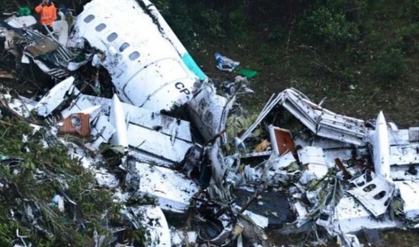 Hiện trường vụ tai nạn may bay ở thành phố Urrao. (Ảnh: CNA)