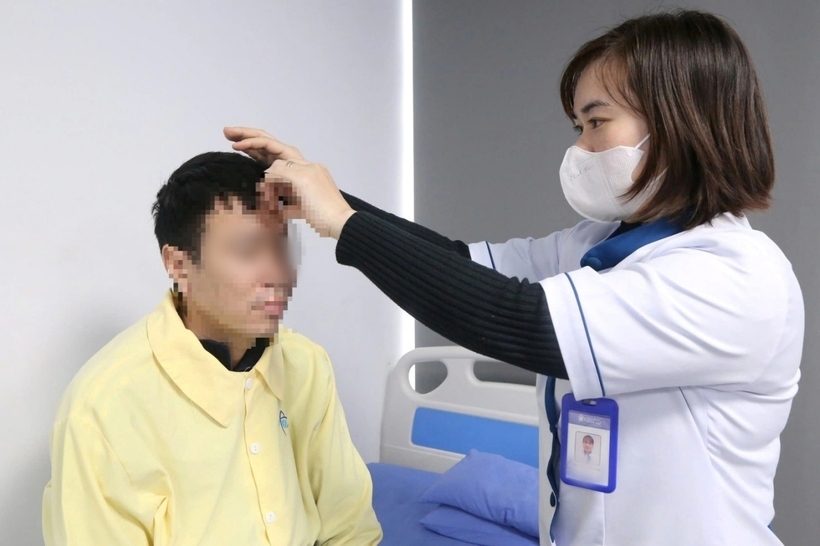 Bệnh nhân tiếp tục được theo dõi và điều trị tích cực. Ảnh: Dân Trí