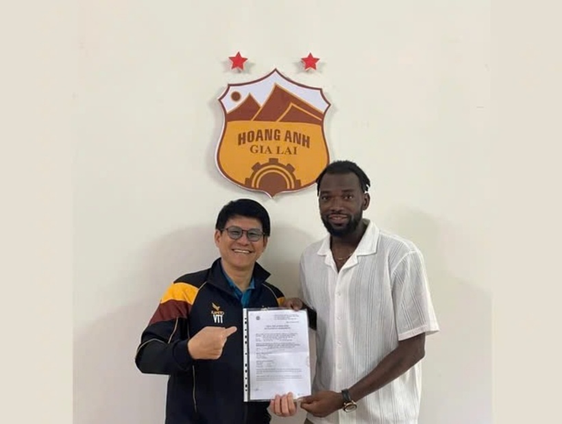 Sau những bất đồng liên quan đến tiền đền bù hợp đồng, CLB HAGL và cầu thủ Martin Dzilah đã chính thức hòa giải. Ảnh: Báo Giao Thông
