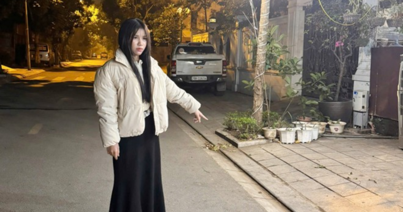 Lộc Thị Quý bị dẫn giải đến địa điểm môi giới mại dâm. (Ảnh: T.Văn)