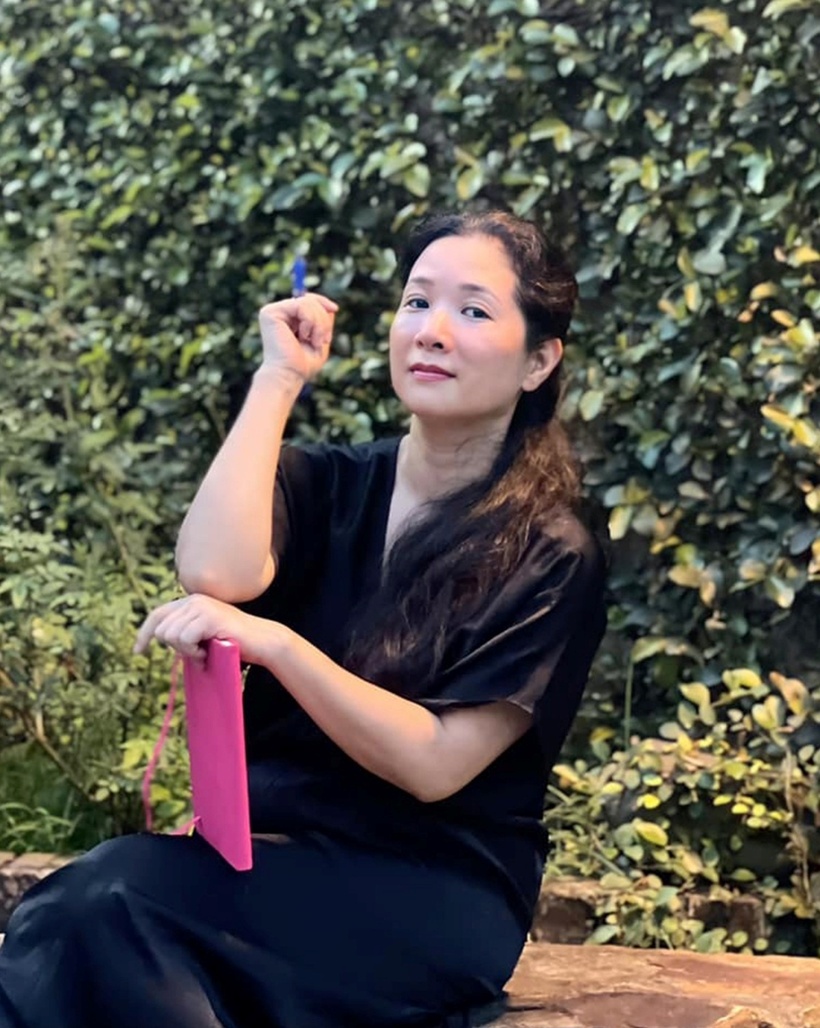 Được biết, đây là không gian nữ ca sĩ cùng các con hoà mình vào thiên nhiên và tạo nguồn cảm hứng viết tiểu thuyết, thơ, sáng tác nhạc.