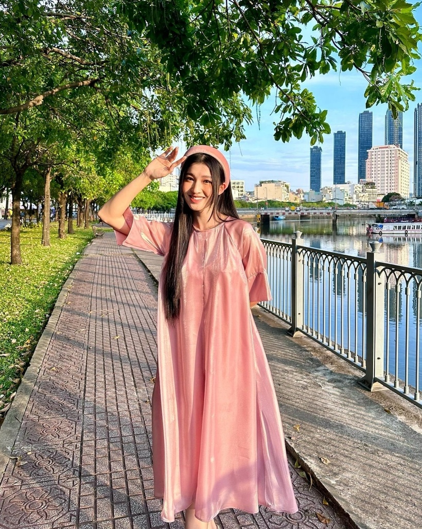 Vào năm 2023, cô đại diện Việt Nam tham gia Miss International và dùng chân tại top 15 chung cuộc. Nhiều fan quốc tế nhận xét đại diện Việt Nam có vẻ đẹp rạng rỡ, thuần khiết, hợp với tiêu chí cuộc thi. Phương Nhi sau đó còn lọt vào Top 20 đề cử của giải thưởng “Vẻ đẹp vượt thời gian” của chuyên trang sắc đẹp Missosology.
