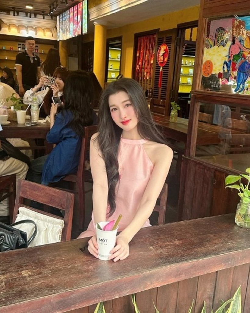 Á hậu sở hữu nhan sắc "thần tiên tỷ tỷ".