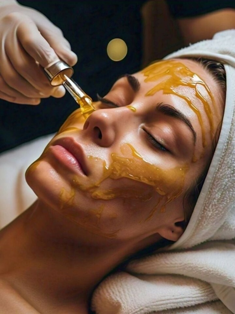 Bee Venom Facial là một liệu pháp làm đẹp nổi tiếng mà công nương nước Anh Kate Middleton thường xuyên lựa chọn.