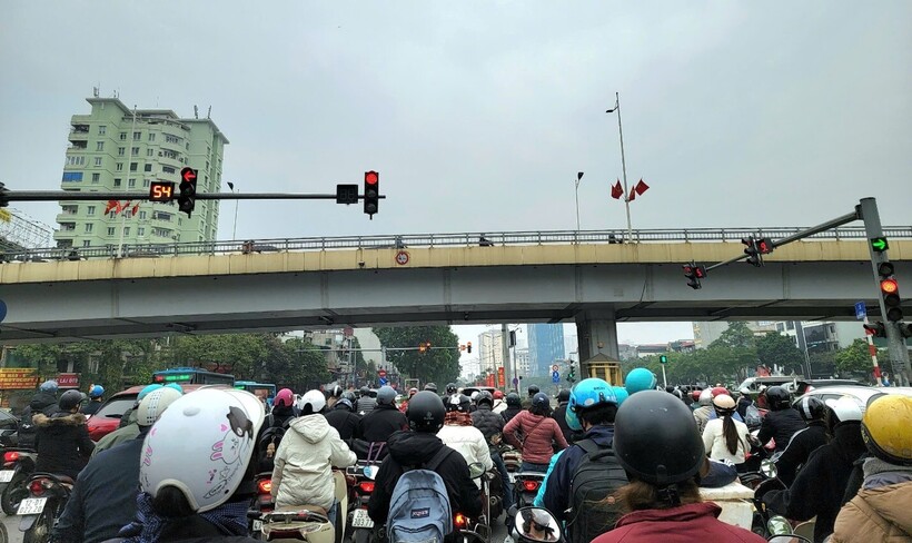 Hà Nội sẽ giải quyết từ 8-10 điểm ùn tắc giao thông năm 2025