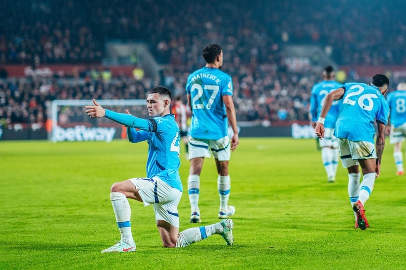 Trong trận đấu, Man City dẫn trước với tỉ số 2-0. Ảnh: BFC