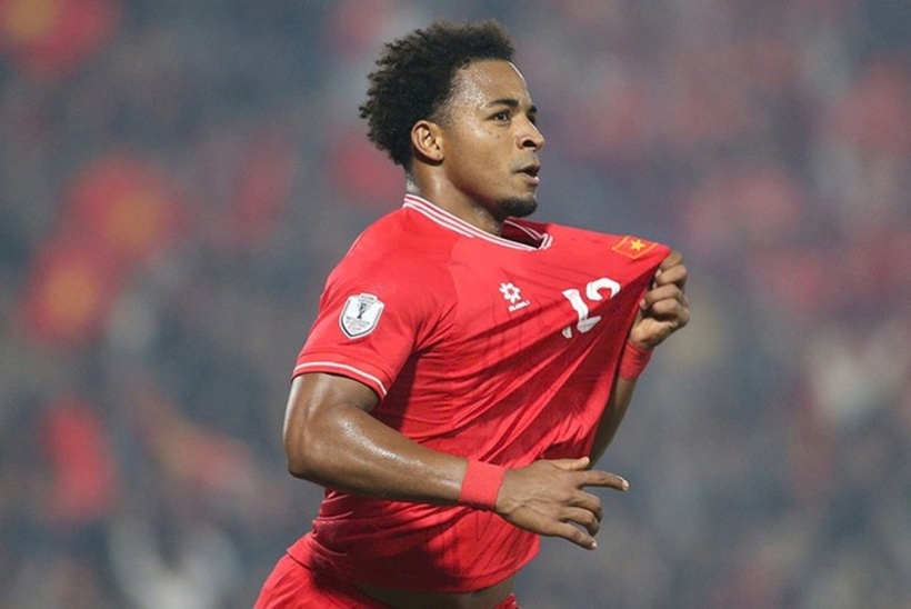 Tiền đạo Nguyễn Xuân Son nhận thưởng cao nhất đội tuyển Việt Nam.