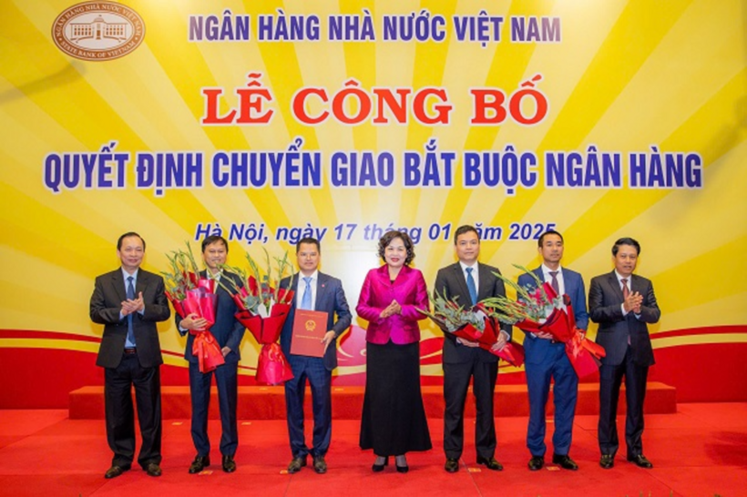 Lễ công bố quyết định chuyển giao bắt buộc