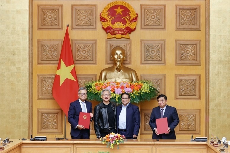 Thủ tướng Phạm Minh Chính tiếp CEO NVIDIA Jensen Huang (Ảnh: VGP).