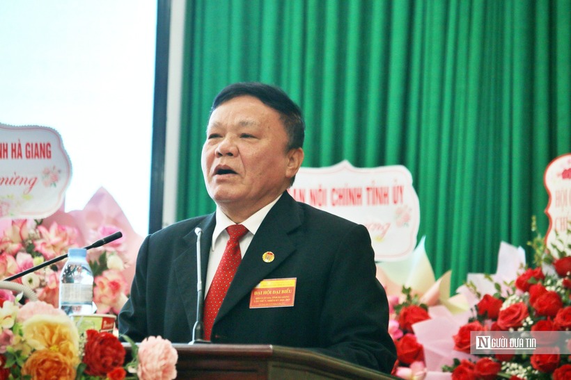 Luật gia Luật gia Ấu Duy Quang - Chủ tịch Hội Luật gia tỉnh Hà Giang (khóa IV) tiếp thu ý kiến chỉ đạo của TS.Nguyễn Văn Quyền - Phó Chủ tịch Hội Luật gia Việt Nam.