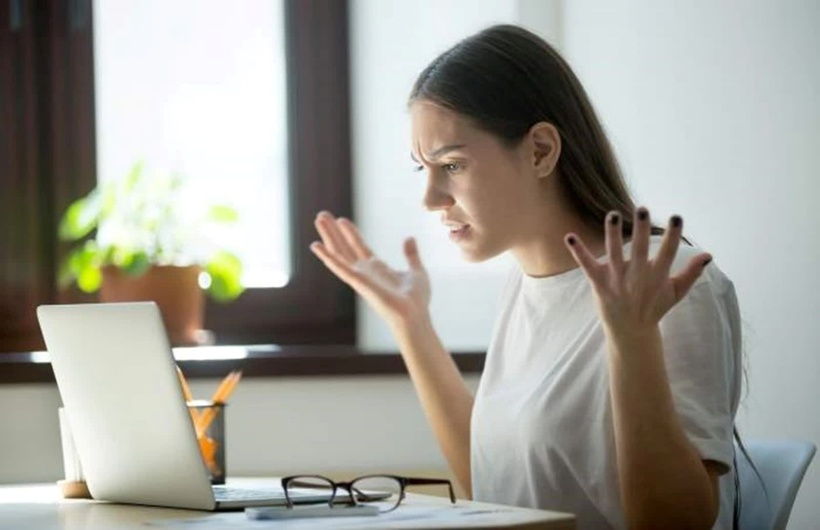 Thường xuyên đăng 7 thứ này lên mạng, đừng trách người khách chê EQ thấp - 1