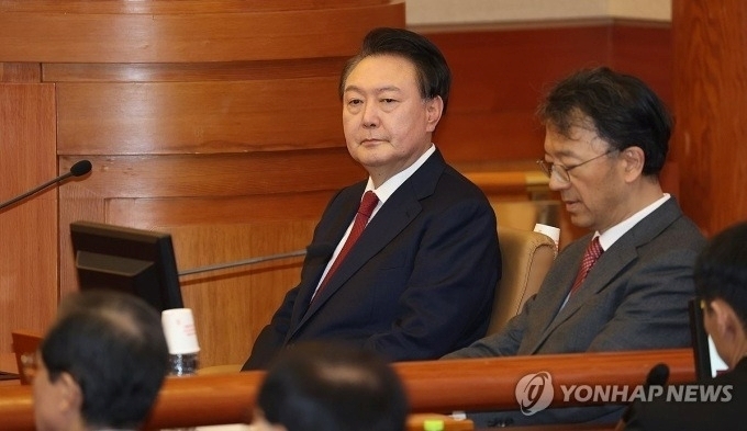 Tổng thống Yoon Suk-yeol tại Tòa án Hiến pháp ở Seoul vào ngày 21/1. Ảnh:&nbsp;Yonhap
