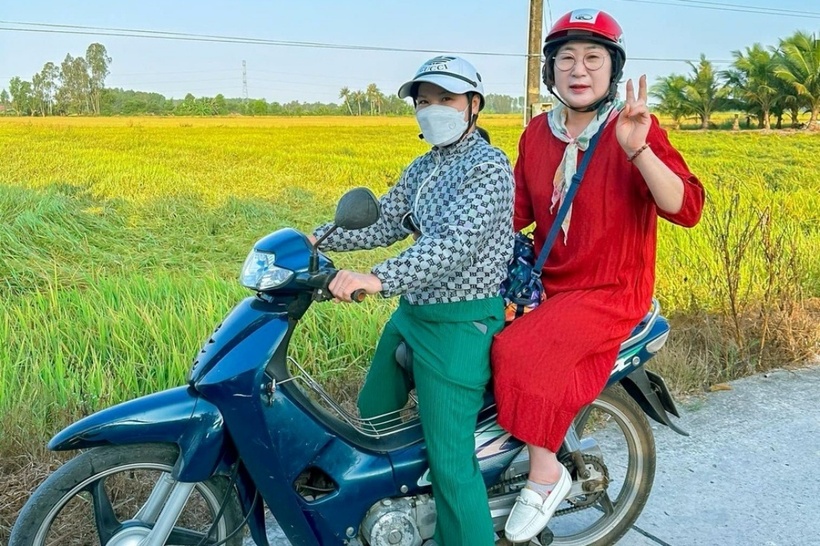 Bà Joo Sun Seon và chị Phạm Thị Kiều Tiên. Ảnh: Báo Dân trí.