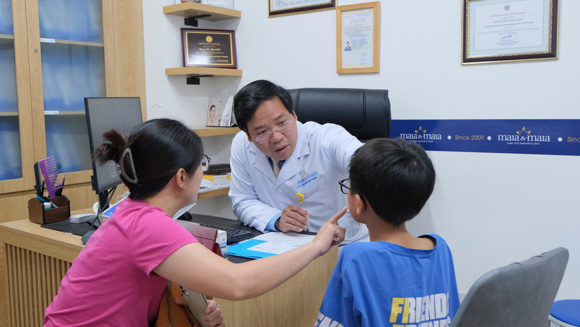 Sát Tết lượng bệnh nhân đến khám do dị ứng, nổi mề đay vô cùng nhiều. Ảnh: BSCC