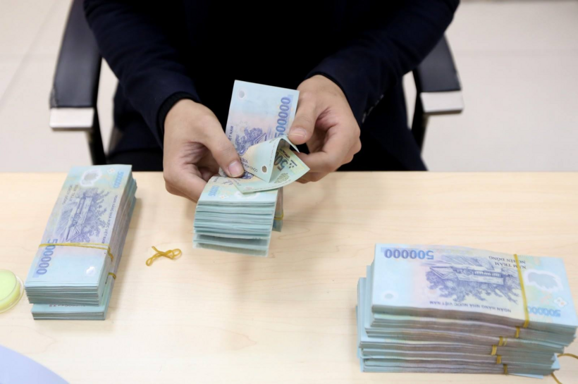 Chế độ tiền thưởng quy định tại khoản 1 Điều 4 Nghị định 73/2024/NĐ-CP được dùng để thưởng đột xuất theo thành tích công tác và thưởng định kỳ hằng năm theo kết quả đánh giá, xếp loại mức độ hoàn thành công việc của từng người hưởng lương trong cơ quan, đơn vị. Ảnh minh hoạ