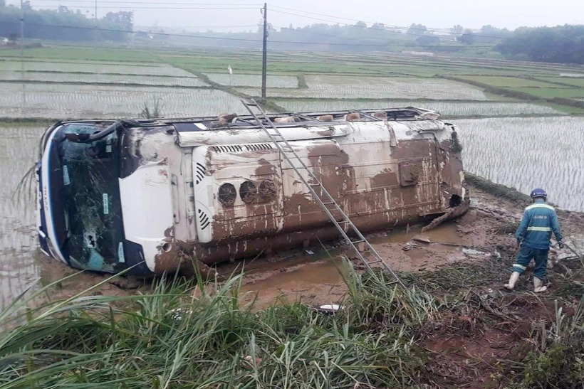 Hiện trường xảy ra vụ tai nạn. Ảnh: Báo Dân trí.