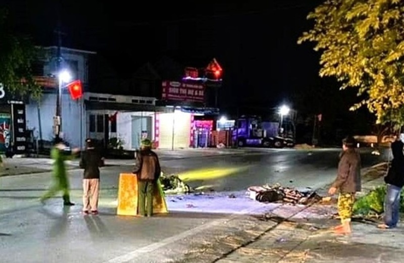 Hiện trường xảy ra vụ tai nạn. Ảnh: Báo Người lao động.