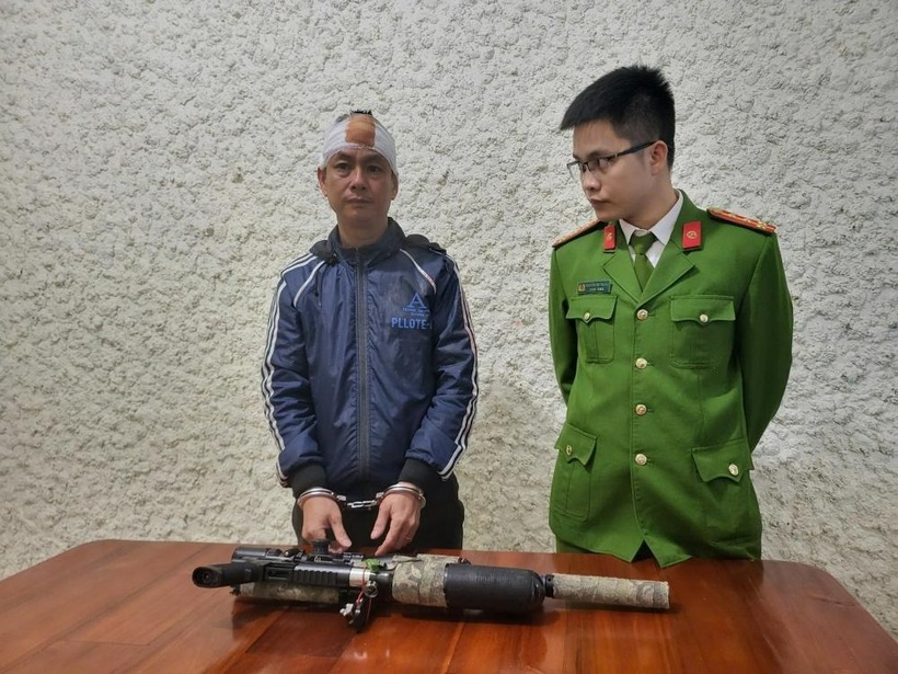 Đối tượng Trần Văn Huy tại cơ quan điều tra. Ảnh: Công an Hà Tĩnh