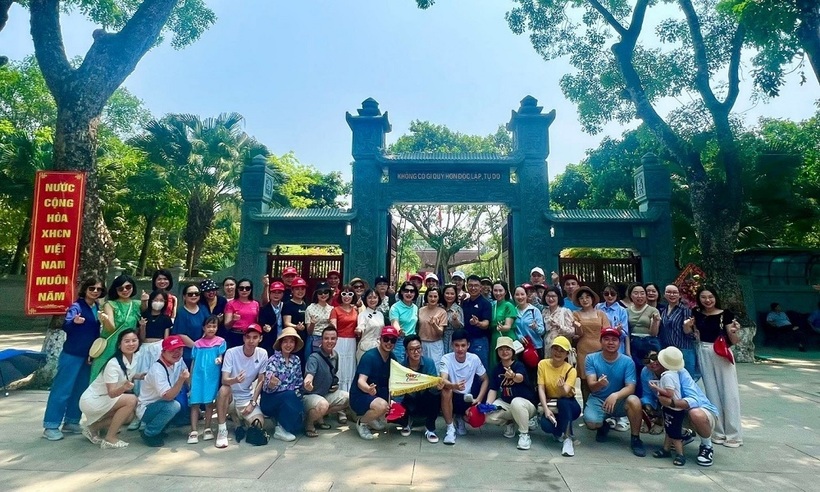 Đầu năm là thời điểm các đơn vị dịch vụ du lịch “tung” khuyến mãi cho tour du xuân.