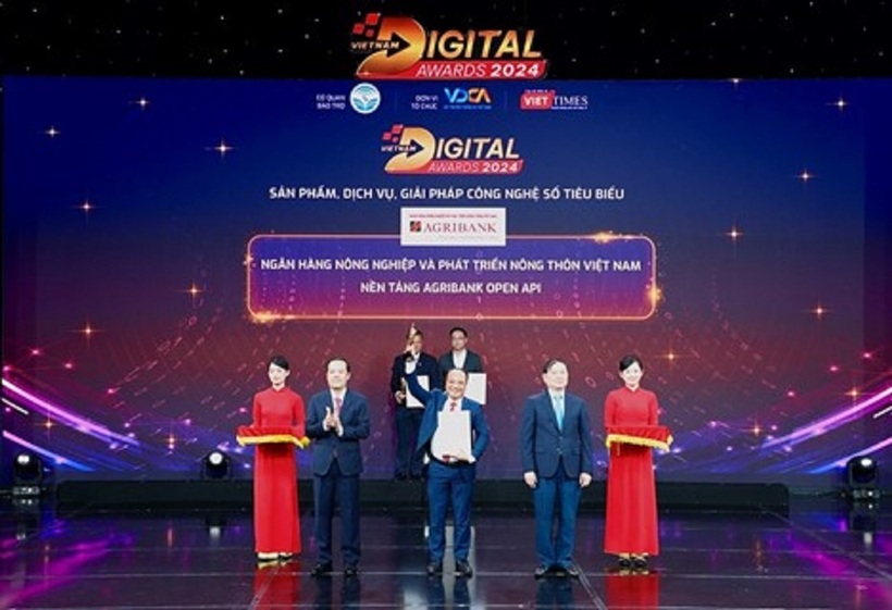 Agribank - Dấu ấn tiên phong trong hành trình chuyển đổi số - 2