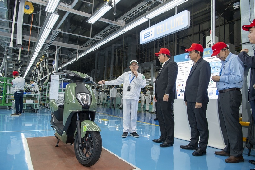 Honda Việt Nam chào mừng xuất xưởng chiếc xe gắn máy điện ICON e: đầu tiên Công nghệ xanh – Đồng hành cùng tương lai bền vững - 1