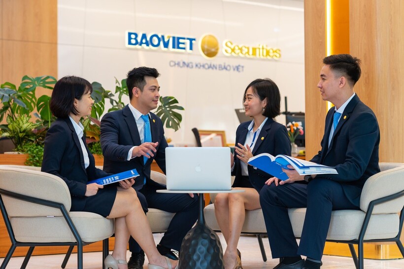 Tập đoàn Bảo Việt (BVH): Năm 2023, tăng trưởng lợi nhuận sau thuế hợp nhất đạt 14,4% - 2