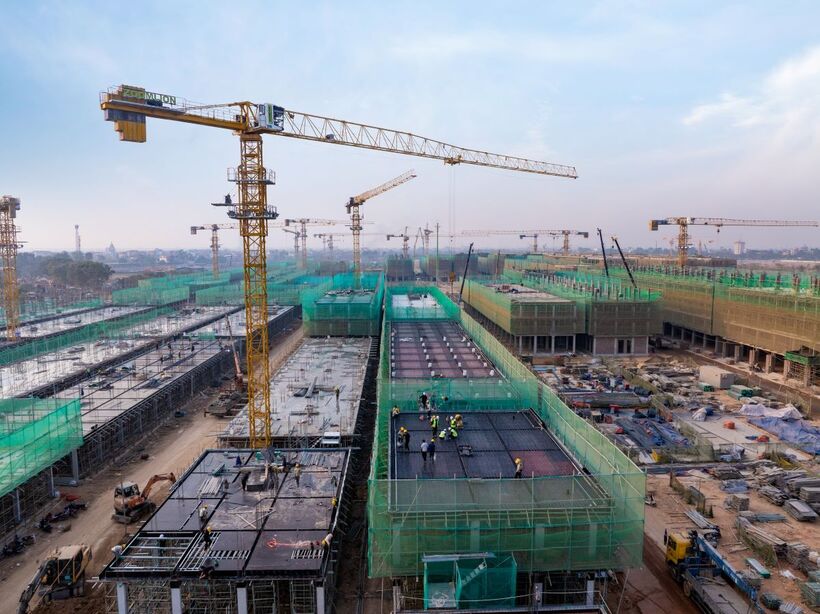 Các phân khu đang được thi công thần tốc để bắt đầu bàn giao từ quý III và đưa vào khai thác kinh doanh ngay trong năm nay