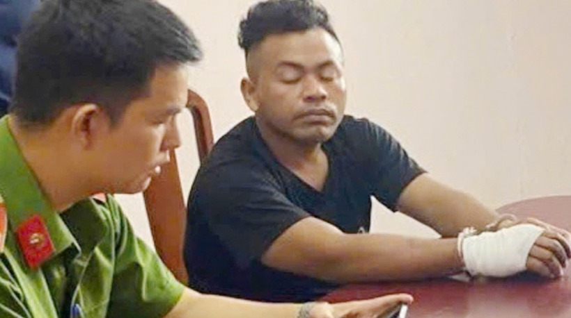 Châu Văn Án tại cơ quan công an. Ảnh: Người Lao Động.