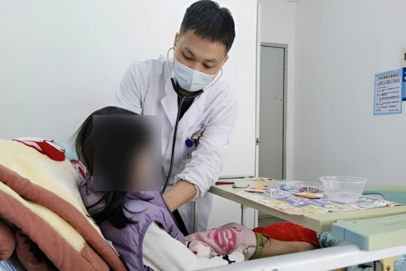 Việc sử dụng AI để tự chẩn đoán bệnh mà không có kiến thức y khoa có thể dẫn đến những hậu quả nghiêm trọng, thậm chí nguy hiểm đến tính mạng. Ảnh minh họa.