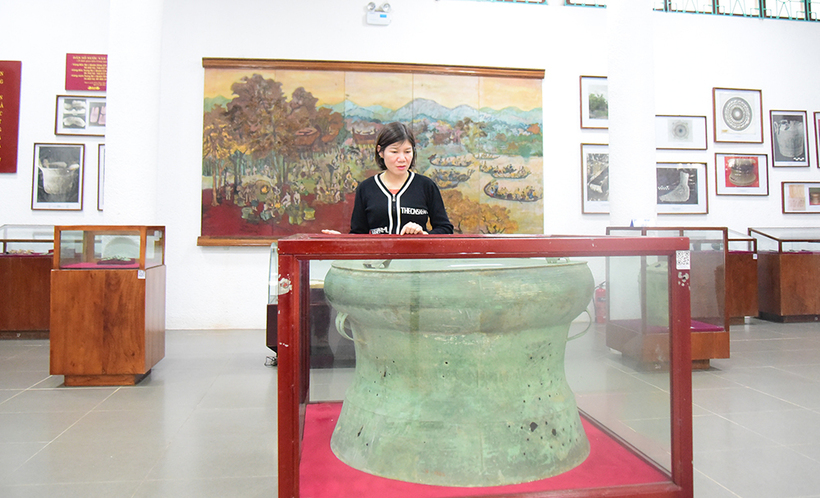 Bảo vật Quốc gia Trống đồng Đền Hùng được trưng bày tại Bảo tàng Hùng Vương thuộc Khu Di tích lịch sử Đền Hùng. (Ảnh: Báo Phú Thọ)