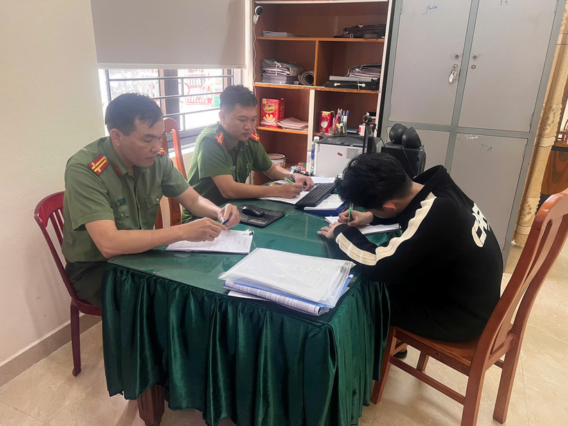 N.B.H bị công an triệu tập làm việc vì lan truyền thông tin sai sự thật. (Ảnh: Người lao động)