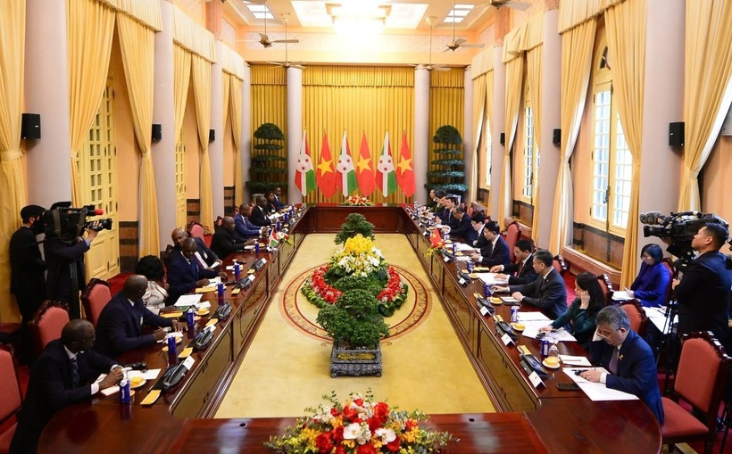 Quang cảnh hội đàm.