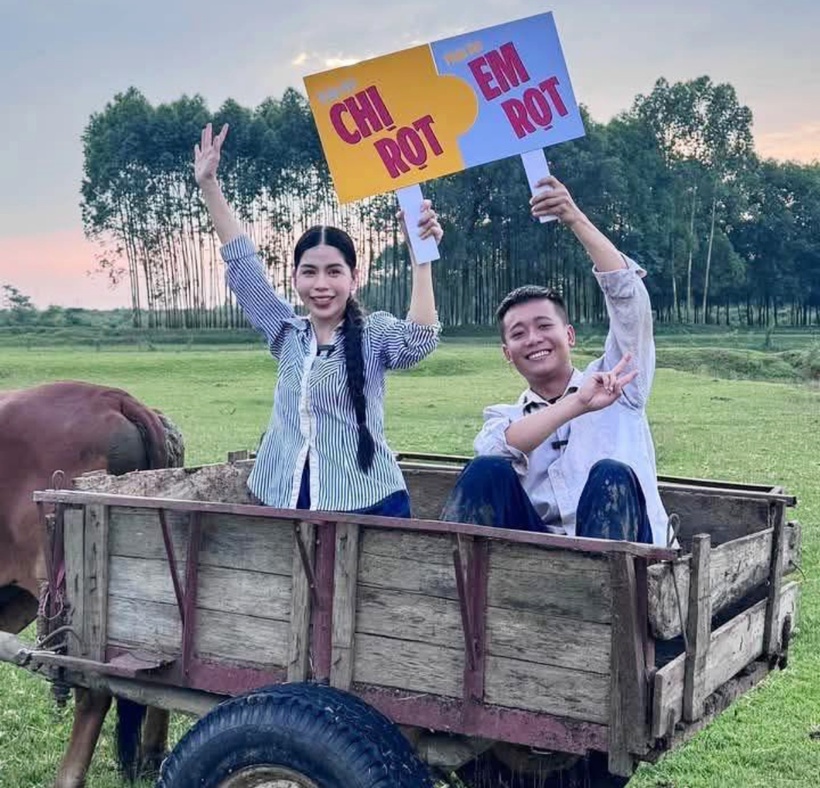 Quang Linh Vlog, Hằng Du Mục bị khởi tố vì sản xuất hàng giả