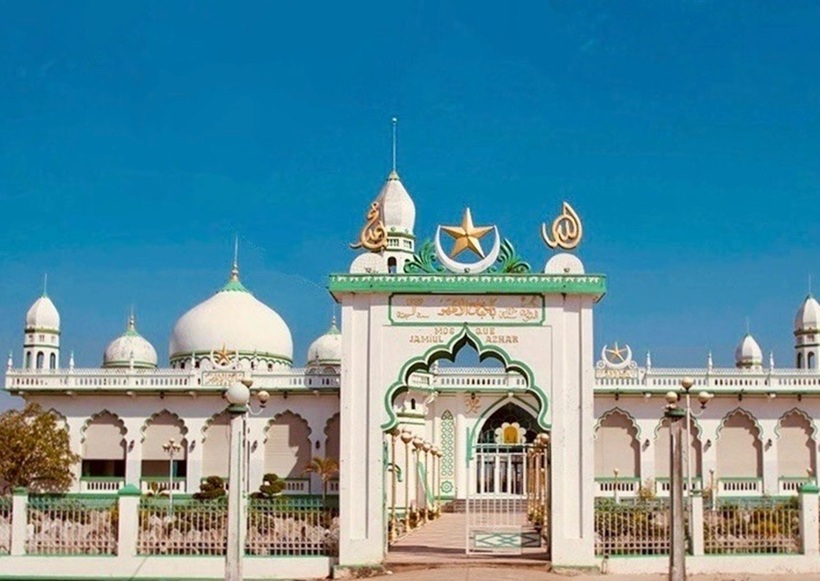 Thánh đường Hồi giáo Jamiul Azhar Mosque, ngôi thánh đường nổi tiếng ở xã Châu Phong, thị xã Tân Châu, An Giang