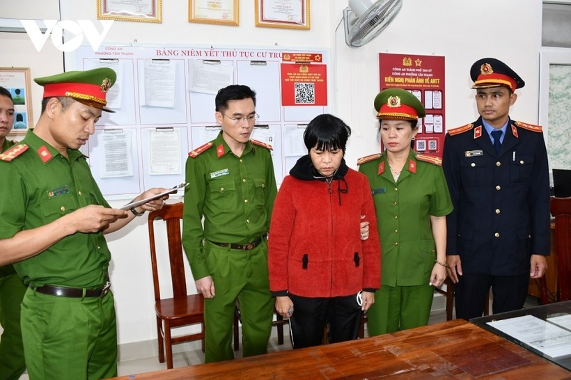 Cơ quan điều tra tiến hành bắt tạm giam Tô Thị Ty Na.